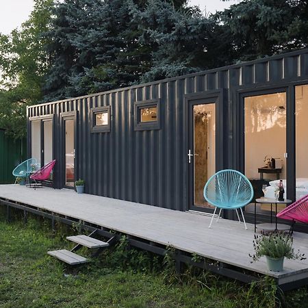 Container Apartment Дечин Екстериор снимка