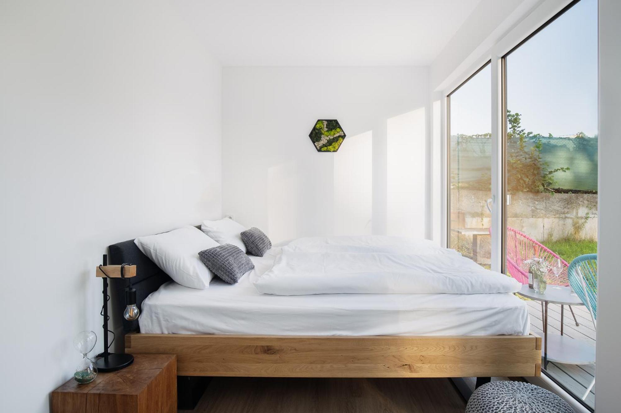 Container Apartment Дечин Екстериор снимка